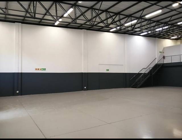 INDUSTRIAL PROPERTY TO RENT IN LASER PARK